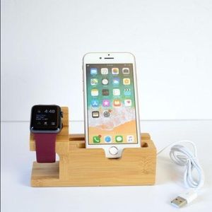 BRAND NEW Desktop Charging Station